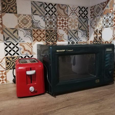 2 Room Apartment In Embasy Area Riga Eksteriør billede