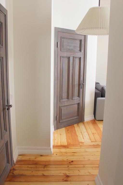 2 Room Apartment In Embasy Area Riga Eksteriør billede